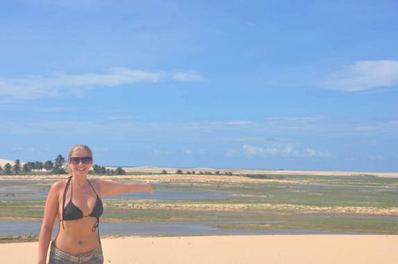 Várias lagoas entre as dunas de Tatajuba - CE